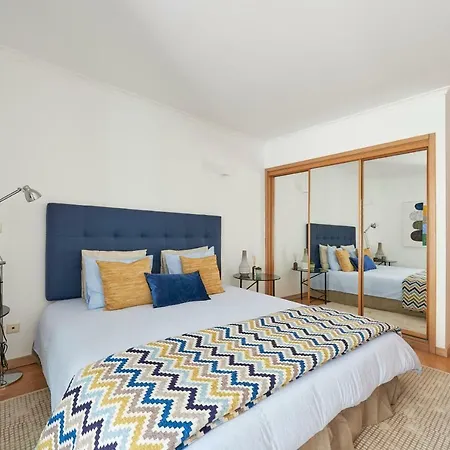 Modern In Avenida Da Liberdade Apartment Lisbon